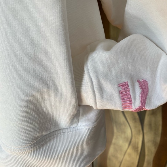 Puma White Pull-over Hoodie, size Medium - Picture 4 of 4